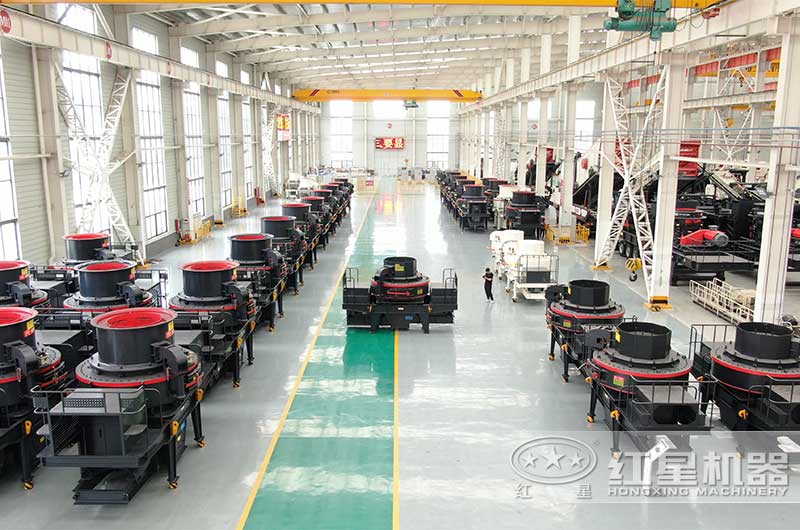 花崗巖沖擊式破碎機(jī)車(chē)間實(shí)拍 花崗巖沖擊式破碎機(jī)車(chē)間實(shí)拍